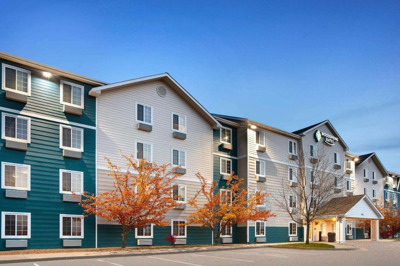 Woodspring Suites カウンシルブラフス エクステリア 写真