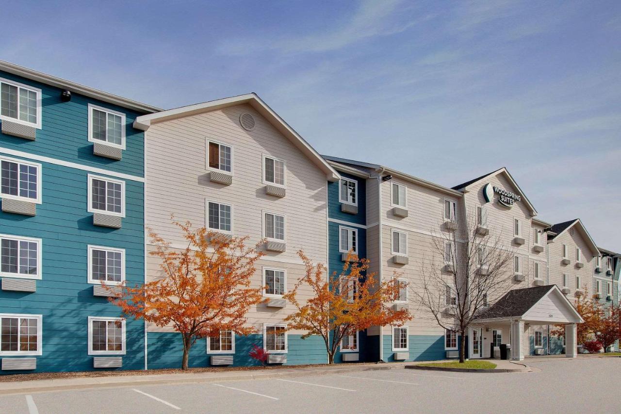 Woodspring Suites カウンシルブラフス エクステリア 写真