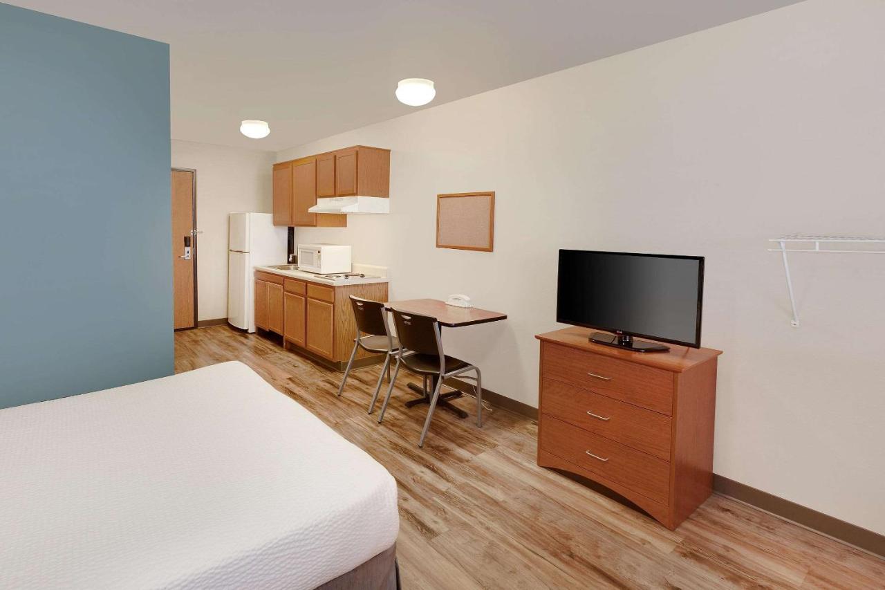 Woodspring Suites カウンシルブラフス エクステリア 写真