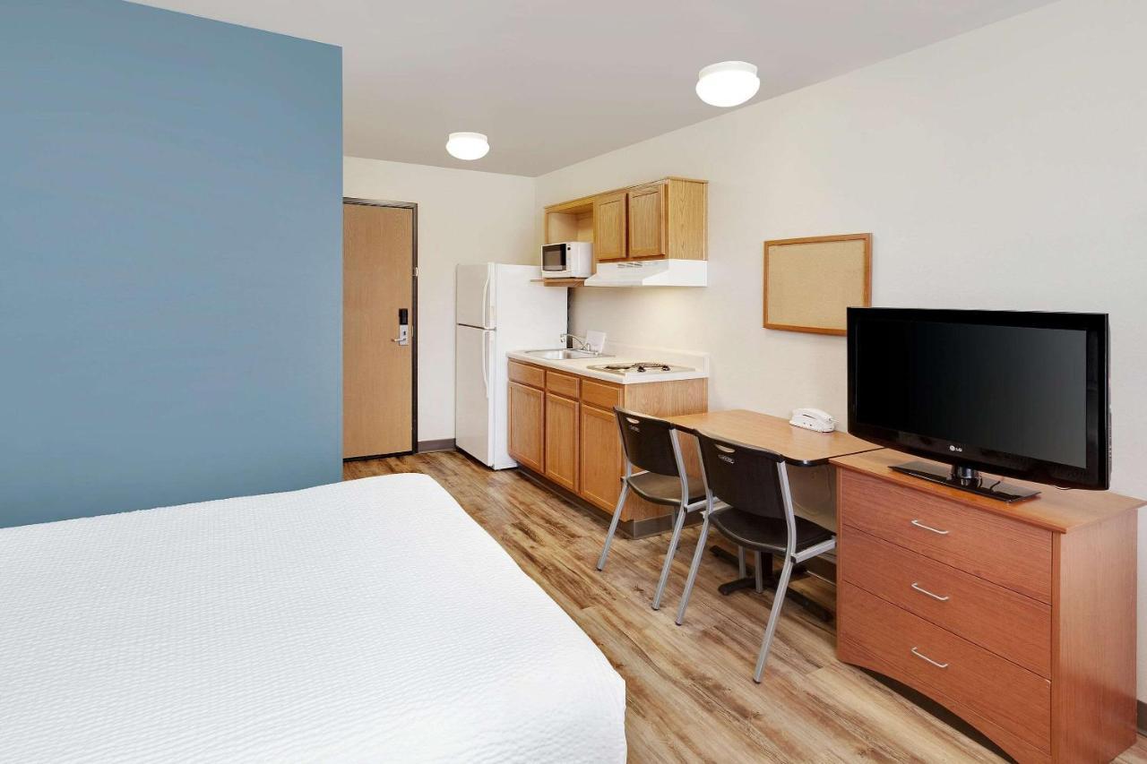 Woodspring Suites カウンシルブラフス エクステリア 写真