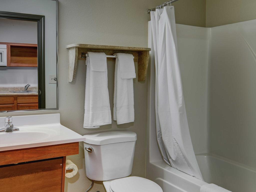 Woodspring Suites カウンシルブラフス エクステリア 写真