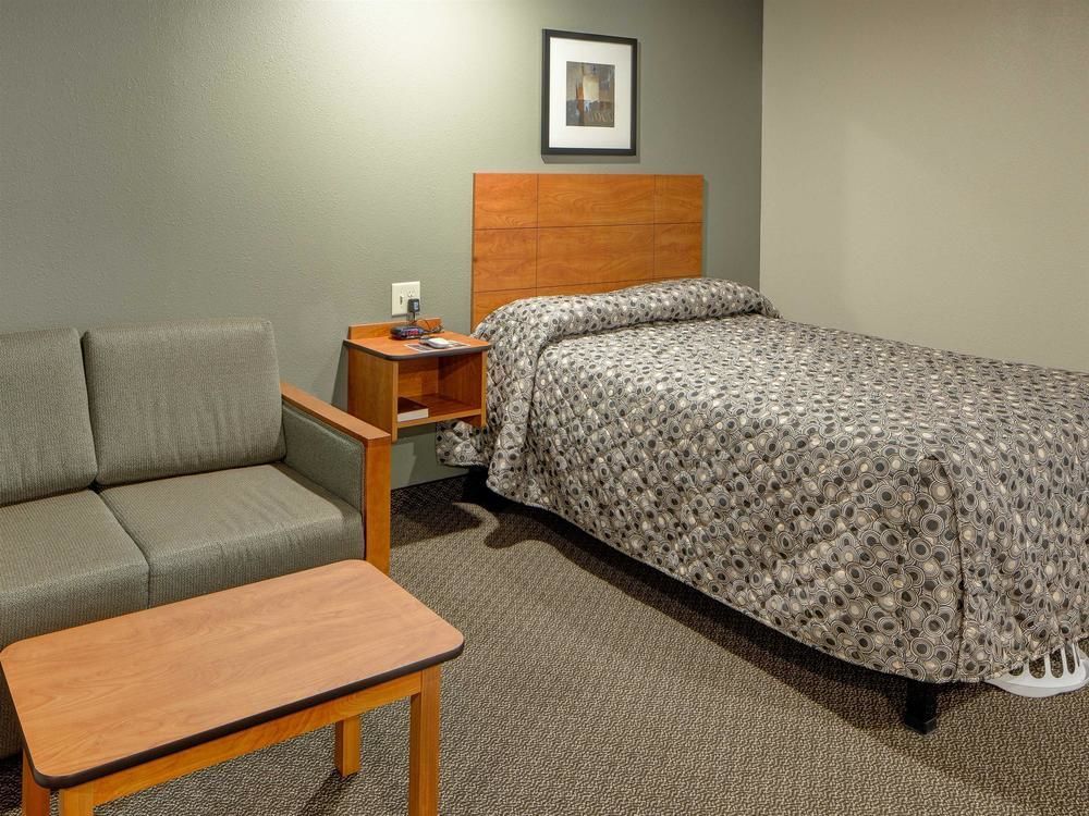 Woodspring Suites カウンシルブラフス エクステリア 写真