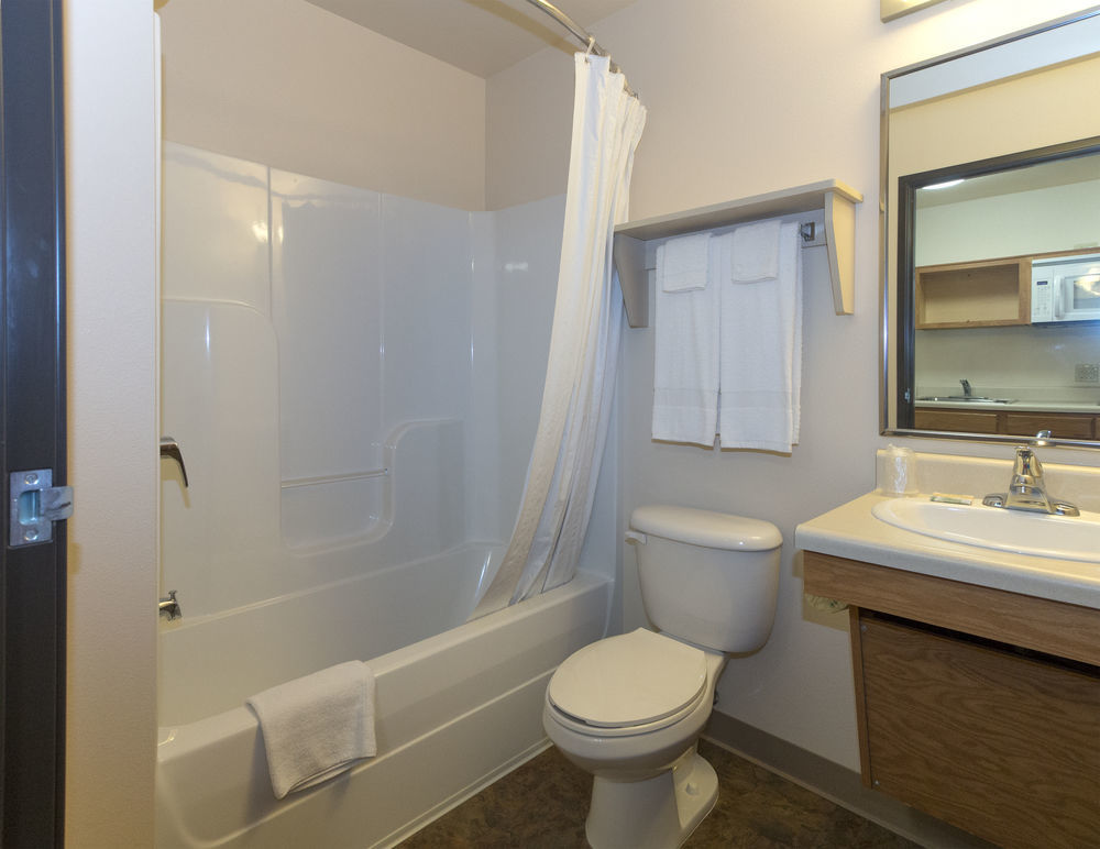 Woodspring Suites カウンシルブラフス エクステリア 写真